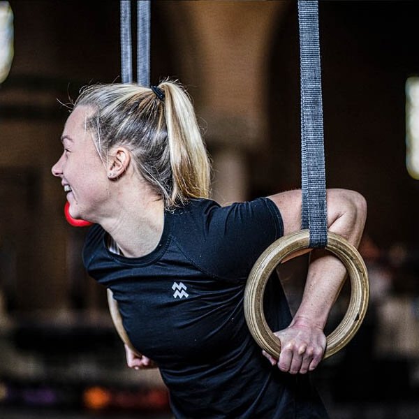 Training with the wooden gym rings
