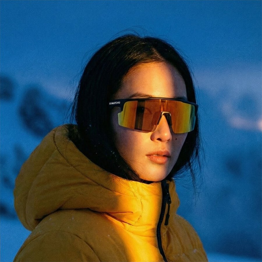 Wearing the MATCHU sport sunglasses in the snow at dusk
